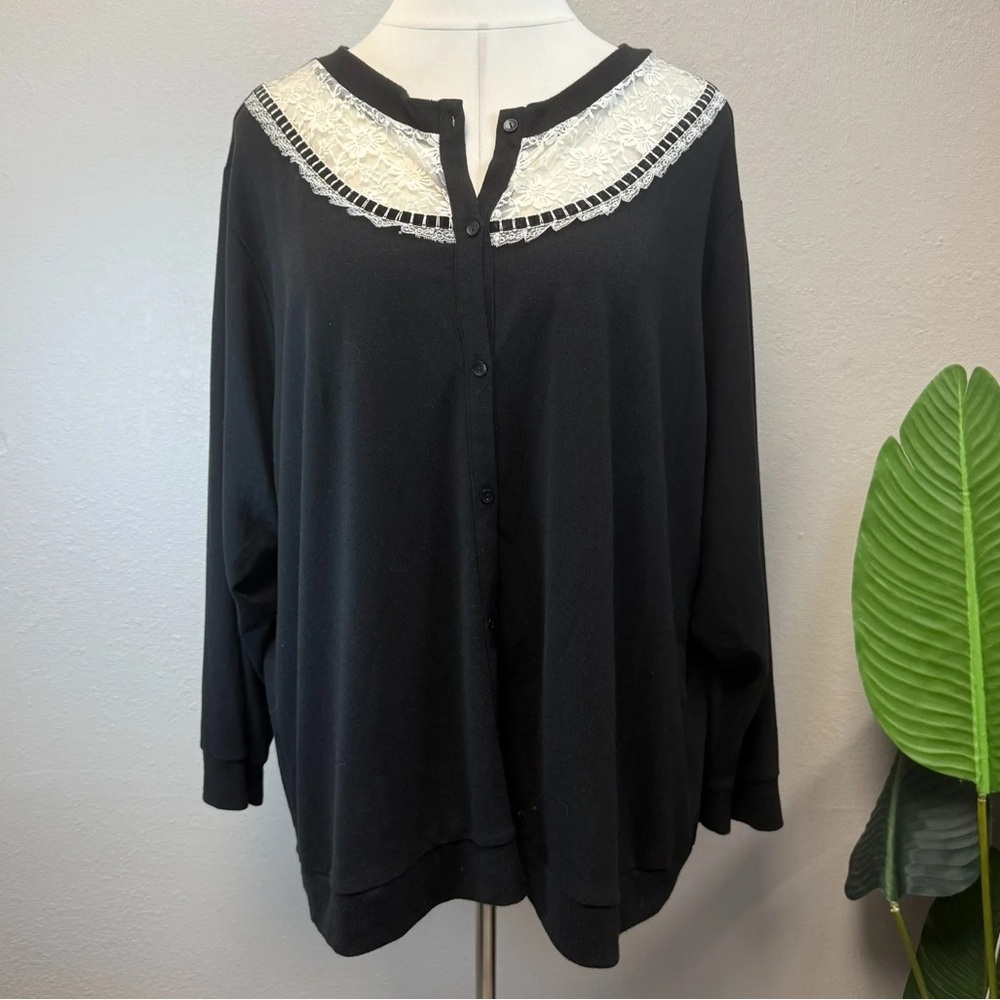 Midnight Hour Black & White Lace Sweater - Size 26